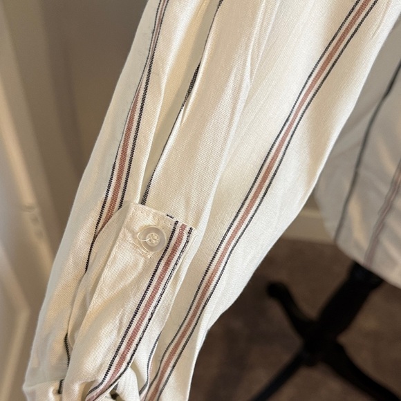 Elegant Striped Button-Down Shirt - Cream and Blue - Picture 3 of 4